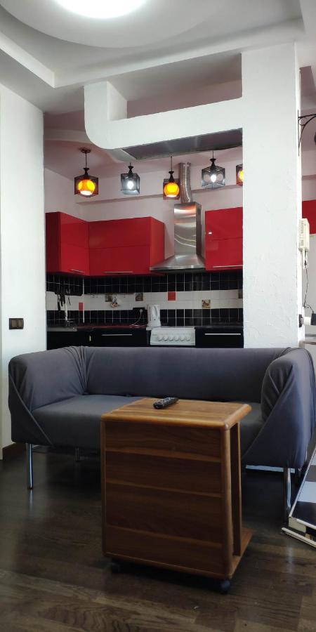 Apartment On Nazarbayeva 77 알마티 외부 사진